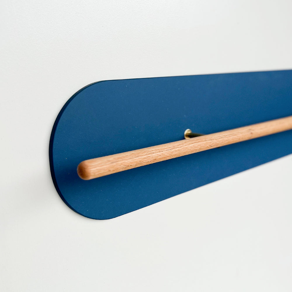 Outlet: Grounded 100cm