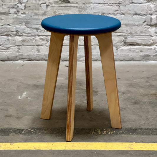 Outlet: Bjørk Stool size "Regular"